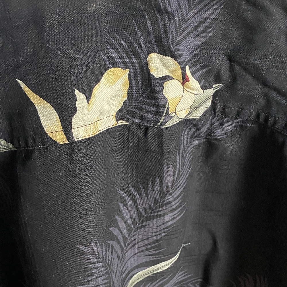 Tommy Bahama Silk Black Floral Button Down Shirt - Picture 3 of 6